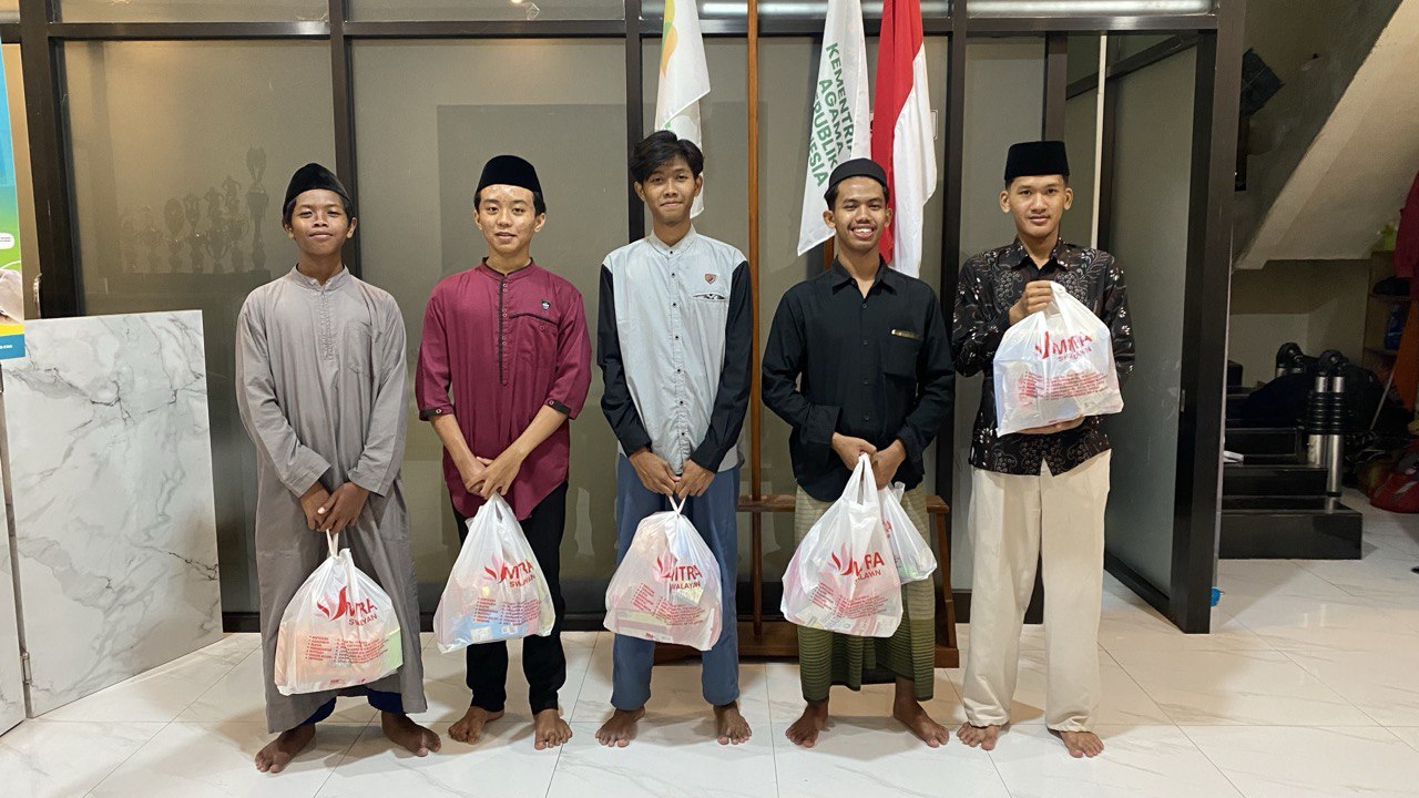 Santunan Santri Yatim