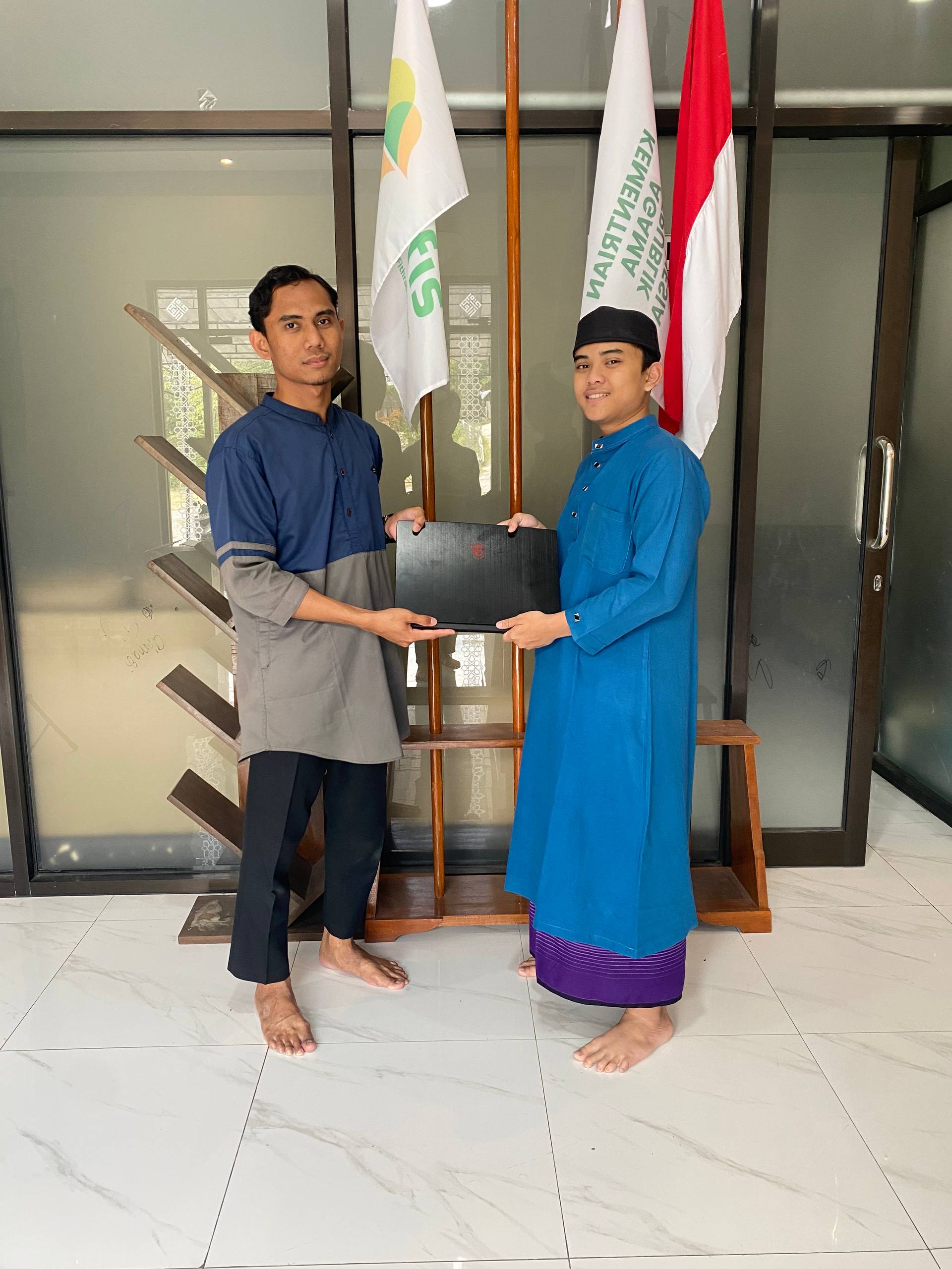 Wakaf Fasilitas Media